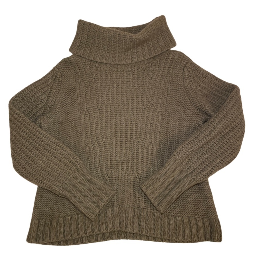 BANANA REPUBLIC✨ Turtleneck mix💚 Tigers eye green (according to the tag)